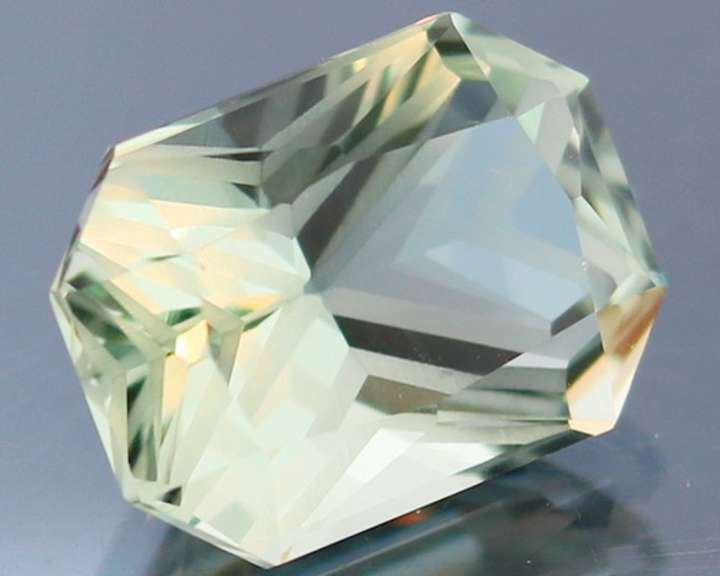 Premium cut 7.76ct platinum green Prasiolite