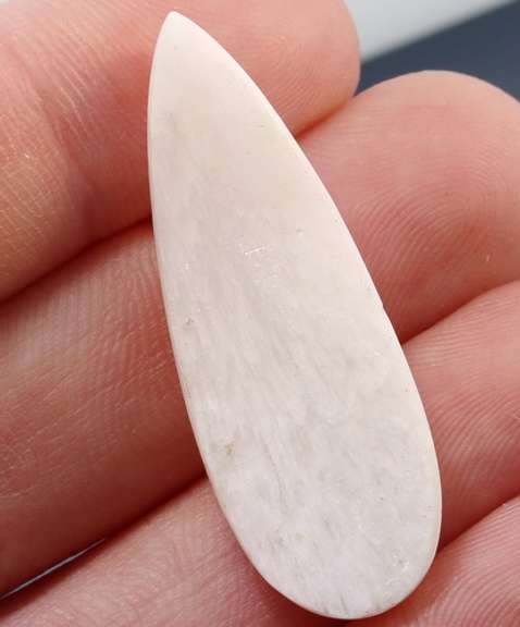 Simply gorgeous 34.66ct Indian Seraphinite Scolecite