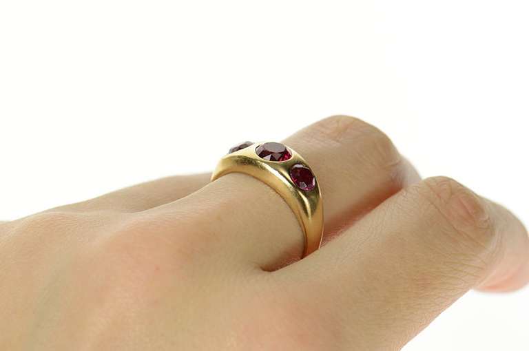 10K Yellow Gold 1930's Three Stone Syn. Ruby Statement Ring
