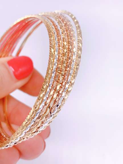 18kt GP Bangle Bracelet Set
