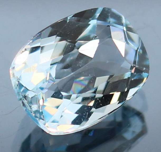 Glamorous 6.27ct cushion cut Brazilian Topaz