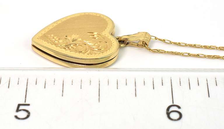 Precious Etched Locket Necklace in 14KT Yellow Gold