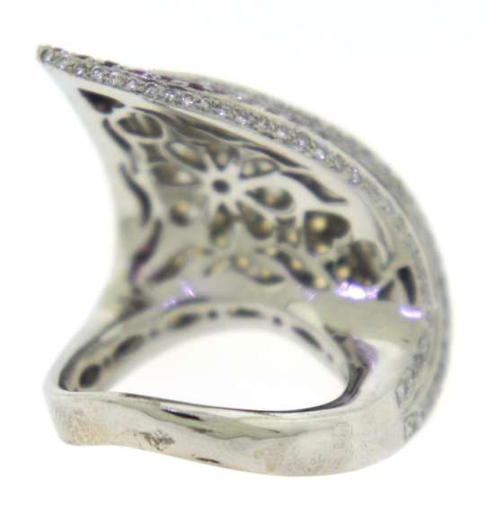 Majestic 18kt Yellow and Pink Sapphire Ring