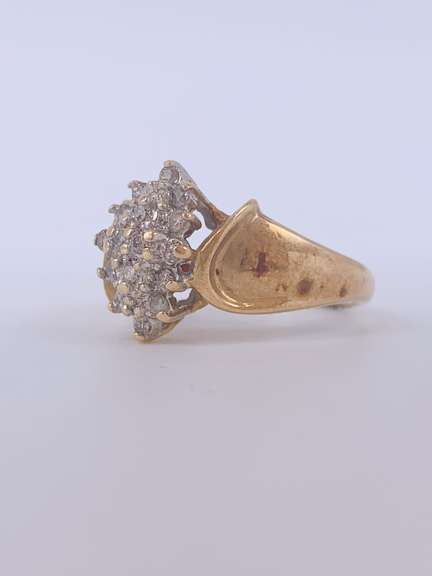 14kt Gold Diamond Ring