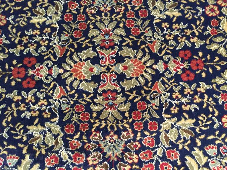 DETAILED CLASSIC DESIGN RUG 8x10