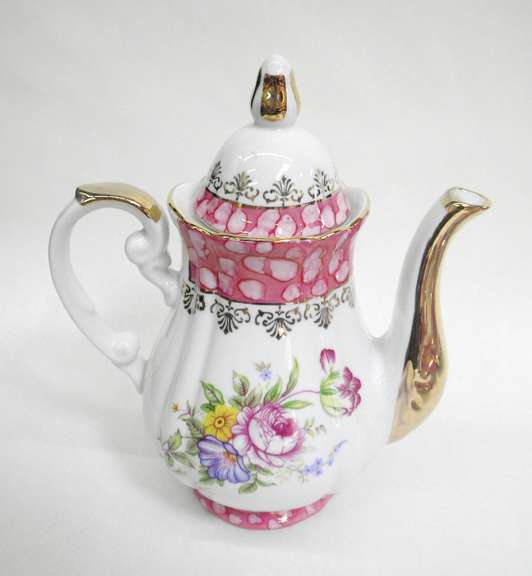 The pink Bouquet 17pcs Porcelain Tea Set