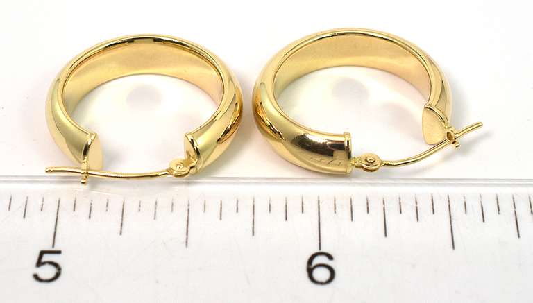 Simple Hoop Earrings in 14KT Yellow Gold