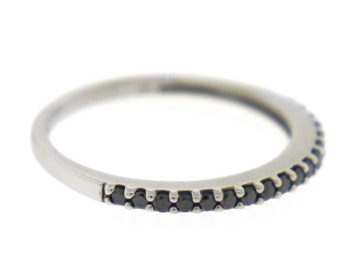 Elegant 14kt White Gold Black Diamond Shared Prong Band