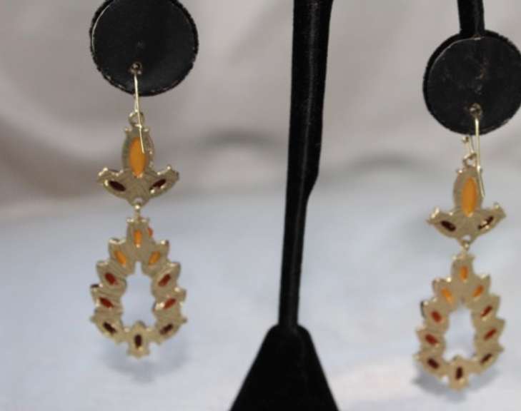 A Very Sexy  Fashion  Design Earrings