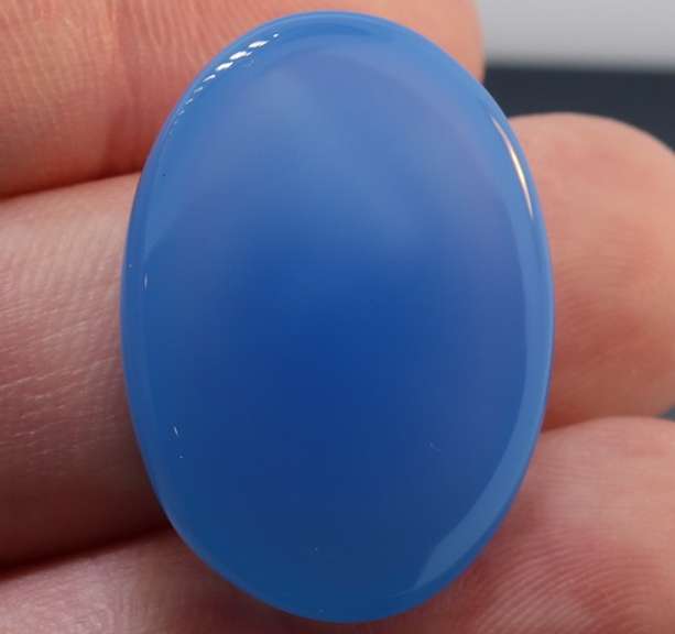 Glowing 34.55ct deep sky blue German Onyx!
