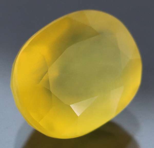 Glistening 5.35ct natural golden Fire Opal