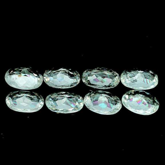 Glittering high luster 7.11ct diamond white Beryl set