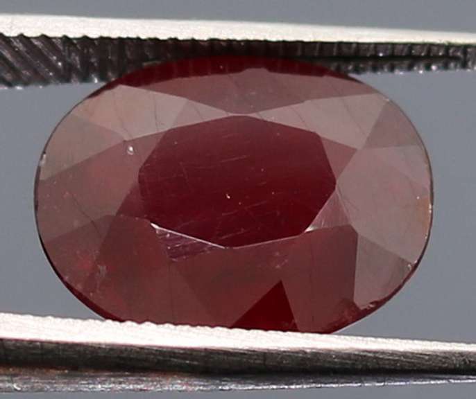 Fantastic 4.27ct oval cut rich blood red Ruby