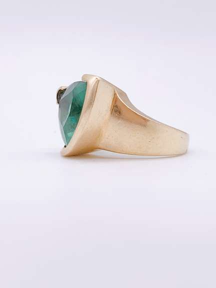 10kt Gold & Tourmaline Ring