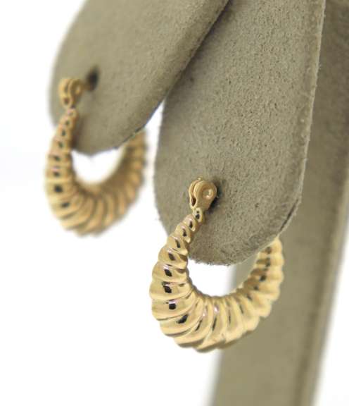 Simple Yellow Gold Shrimp Earrings