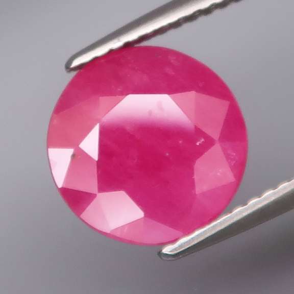 Pink! Pink! Pink! 4.43ct pink ruby solitaire -Heated only!