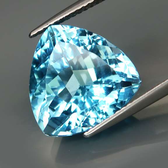 Glittering 11.50ct trillion cut Swiss blue Topaz