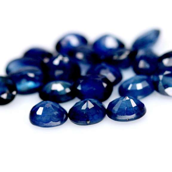 Naturally heated! 10.33ct Royal blue Sapphire set