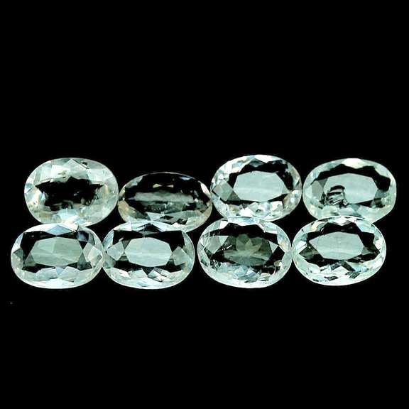 Glittering high luster 7.11ct diamond white Beryl set