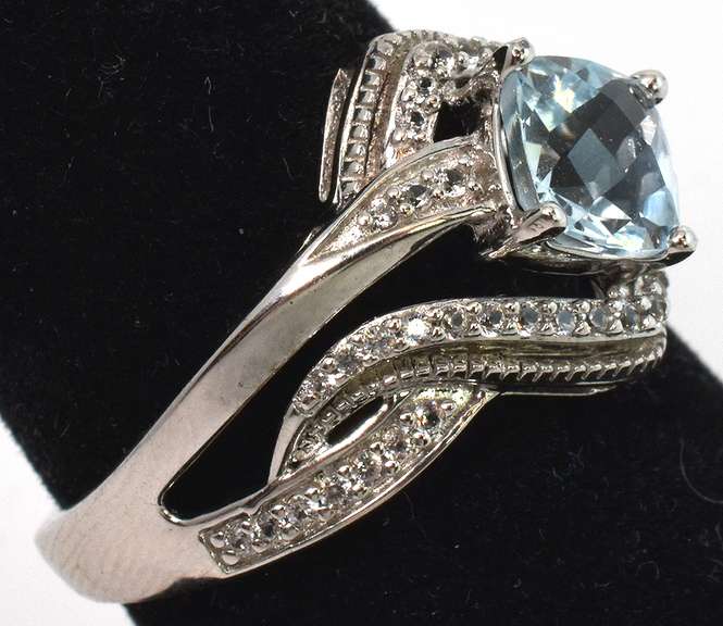 Sterling Silver Blue Topaz Ring