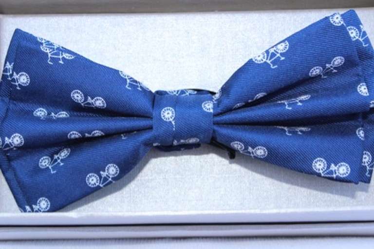 Stylish 100% Silk Bow Tie By Zianni
