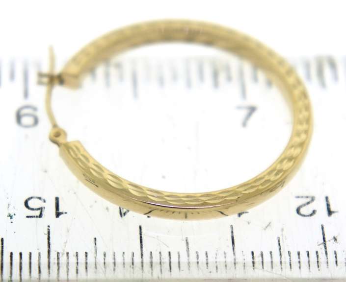 Popular Yellow Gold Diamond Cut Hop Earrings