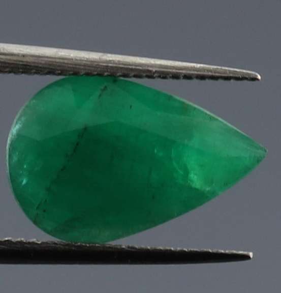 Rare UNTREATED 1.77ct Colombian Emerald