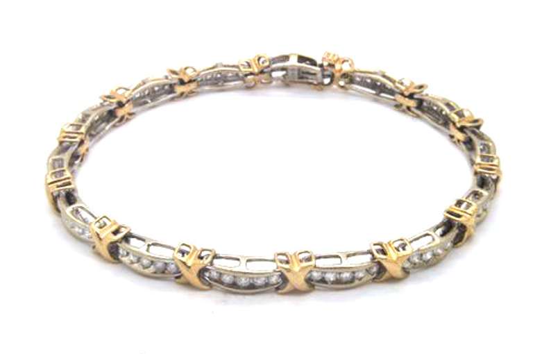 Ladies XOXO Diamond Bracelet