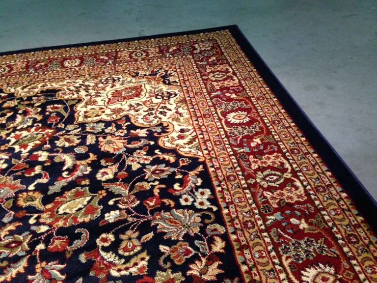 CLASSIC MEDALLION DESIGN RUG 8x10