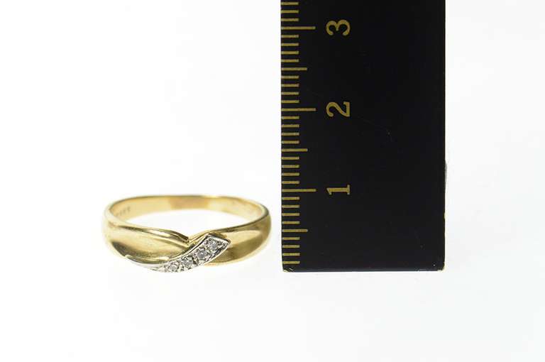 10K Yellow Gold Retro Diamond Wave Grooved Wedding Band Ring