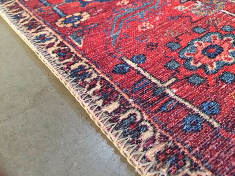 VINTAGE REPRODUCTION RUG 8x10