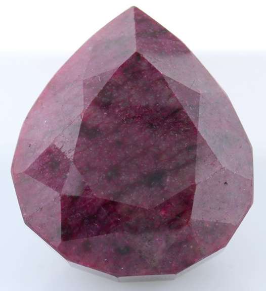 Impressive! 1,191ct violet red Ruby