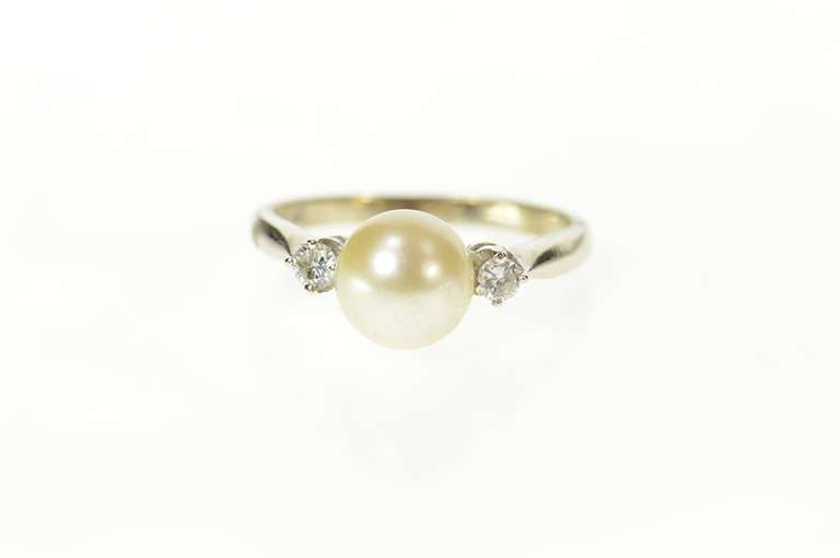 14K White Gold Three Stone Retro Classic Pearl CZ Accent Ring