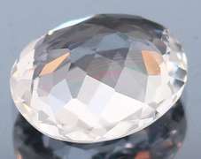 Gorgeous 6.36ct diamond white Topaz