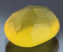 Glistening 5.35ct natural golden Fire Opal