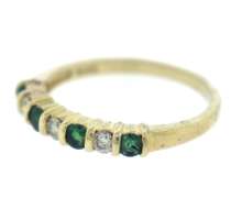 Gorgeous Emerald and Diamond Yellow Gold ring