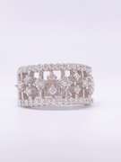 Beautiful 14kt Gold Diamond Band
