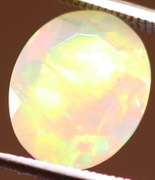 Full body flashing! 2.87ct mixed pattern Jelly Opal