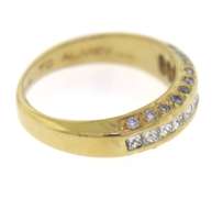 Gorgeous Yellow Gold Princess and Round Diamond Ring