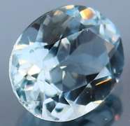 Full sparkle! 5.70ct vivid sky blue Topaz