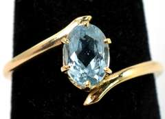Sweet Aquamarine Ring in 14KT Yellow Gold