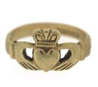 Beautiful Yellow Gold Claddagh Ring