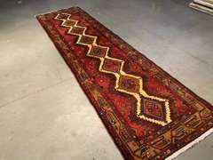 STUNNING PERSIAN  RUNNER 2'.9" X 10'.1"