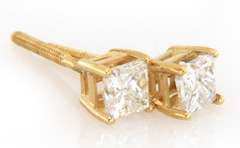 Classy 14kt YG Round Diamond Earrings