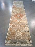 DECORATIVE WOOL RUNNER 10'