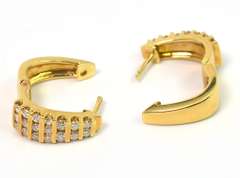 Dazzling 18KT & Diamond Hinged Earrings in Yellow Gold