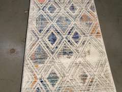 STUNNING PREMIUM  MODERN RUNNER 8 FT
