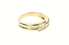 14K Yellow Gold 0.47 Ctw Princess Diamond Baguette Bypass Ring