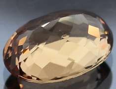 Amazing 7.43ct amber Imperial Topaz
