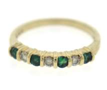 Gorgeous Emerald and Diamond Yellow Gold ring